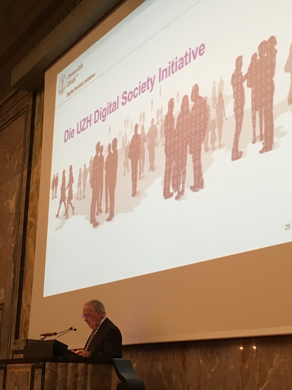 Johann Schneider-Ammann spricht an der Eröffnung der Digital Society Initiative