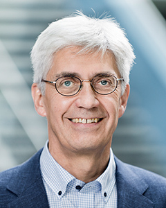 Prof. Lorenz Hilty